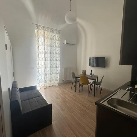 11cinque ゲストハウス 3*